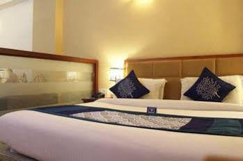Oyo Premium Prem Mandir Hotel 3*
